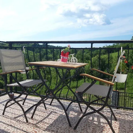 Appartement Colț de rai à Resita Extérieur photo